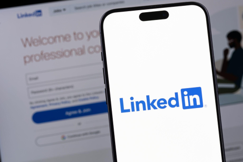 Следуйте за нами в Linkedin!