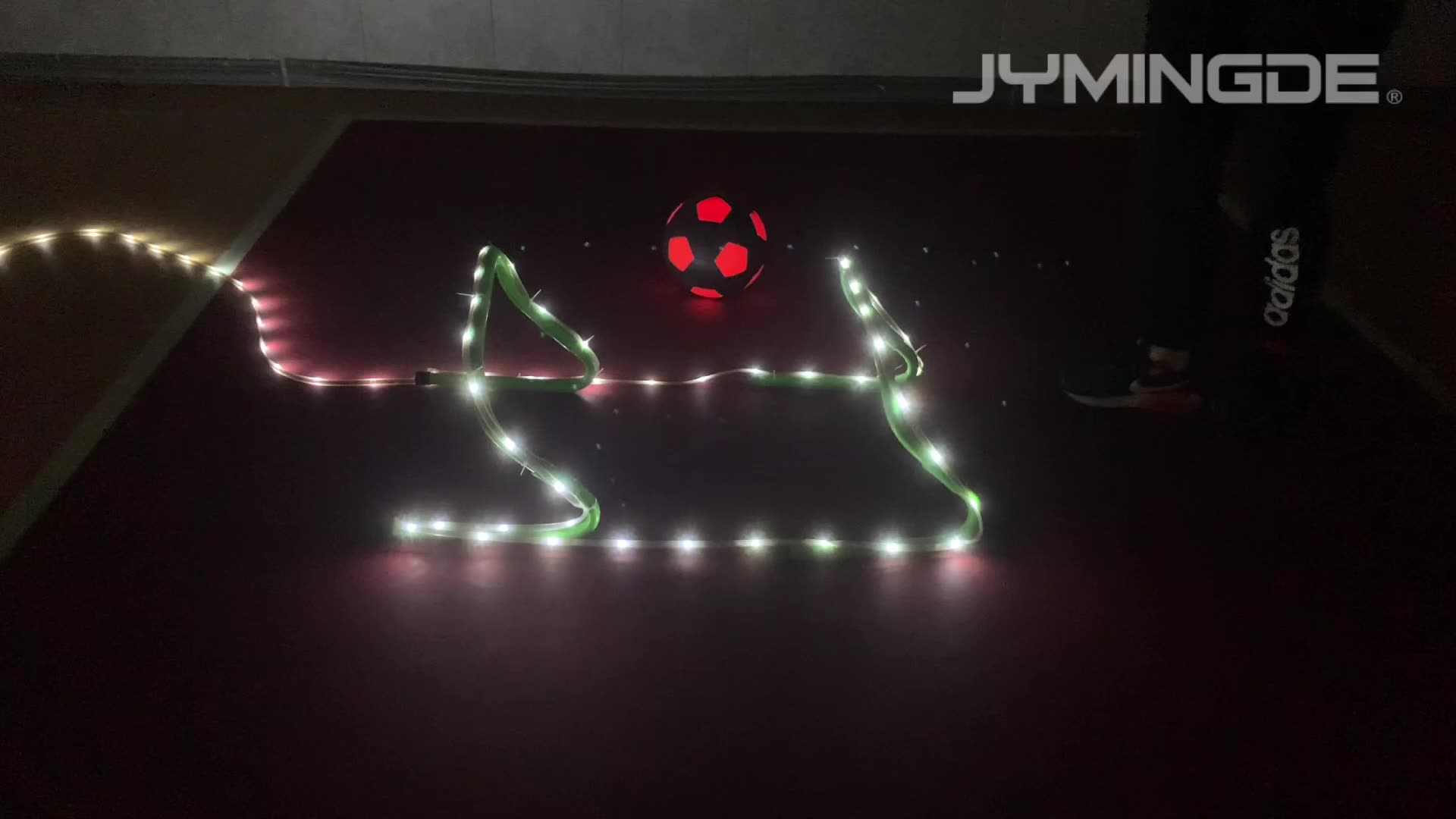 Glow a LED nella luce scura luci di calcio ostacoli luminosa1