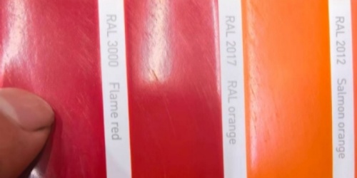 Processus de production de bobine à revêtement de couleur unie rouge flamme RAL 3000