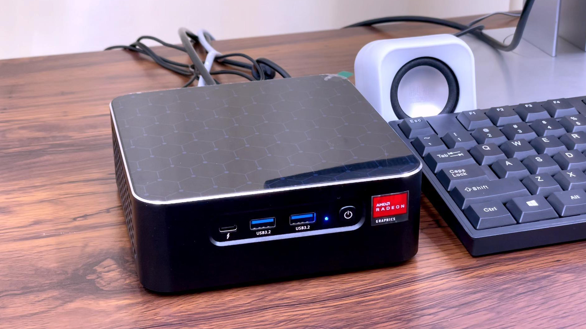 X94-R9-7940HSmini Game PC