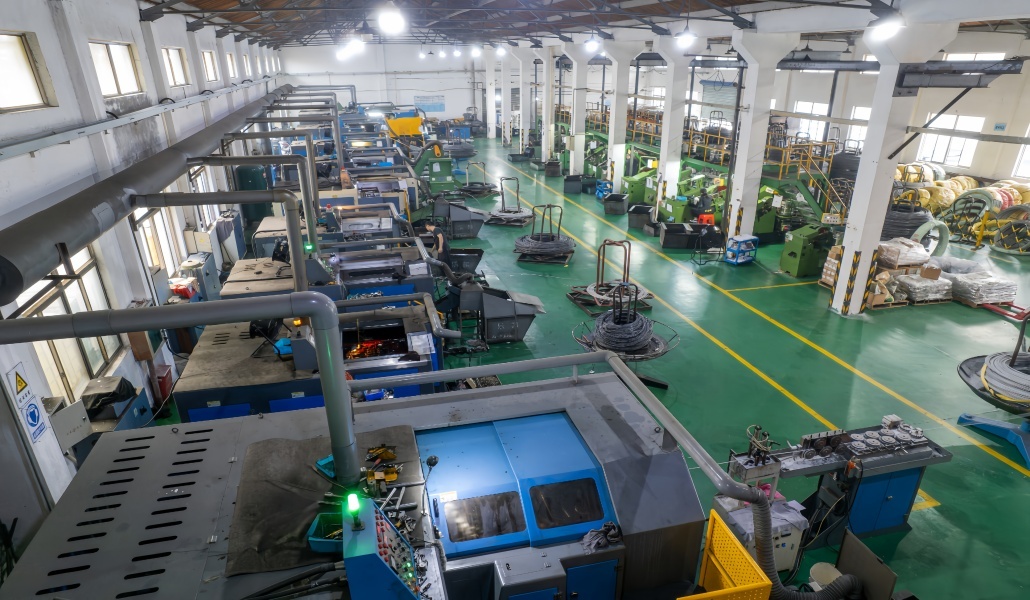 Надзейны вытворца, дасведчаны, больш за 16 гадоў засяроджаны на індустрыі прамысловых крапежных вырабаў