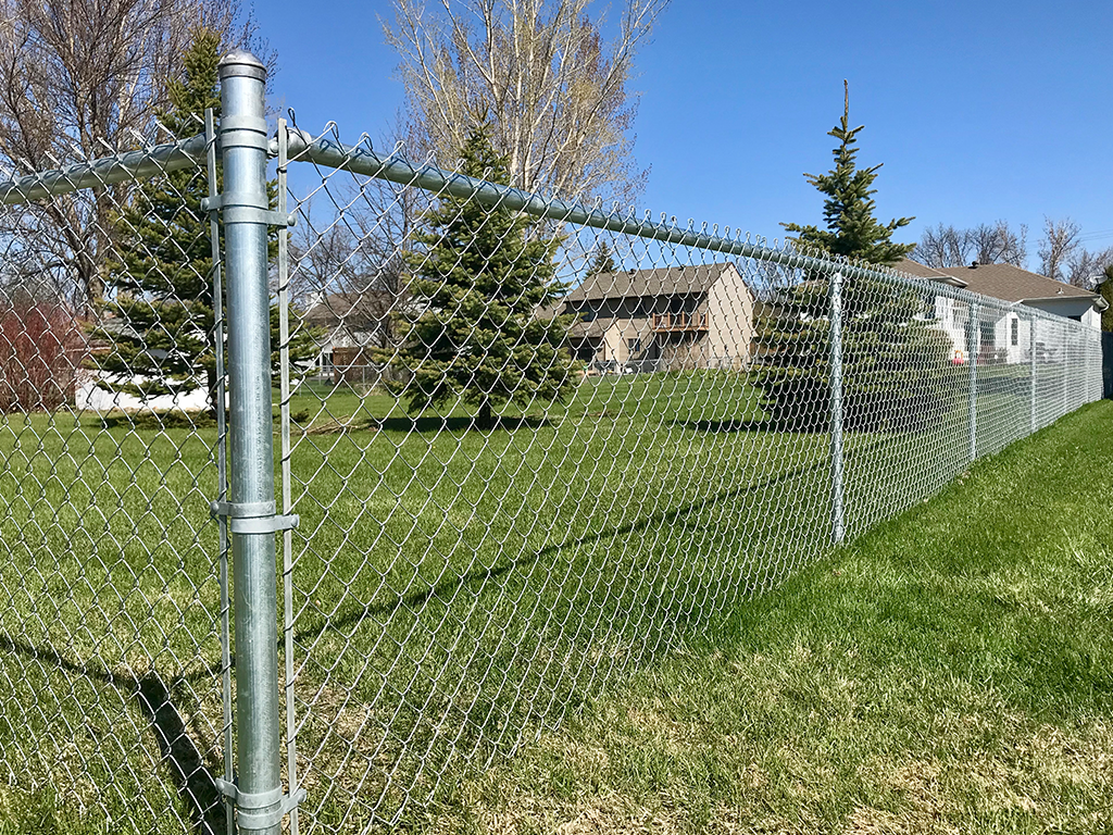 chain link fence