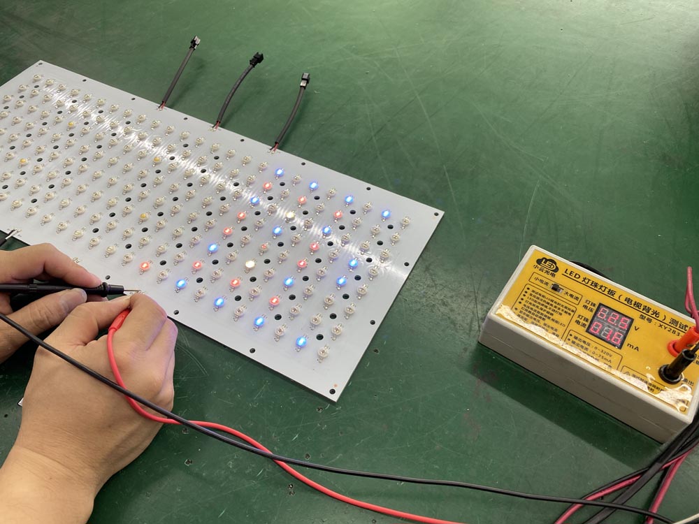 led grow light test