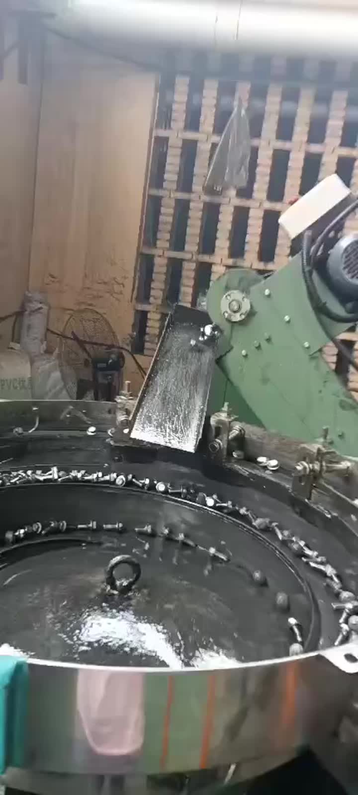 flange bolt.mp4