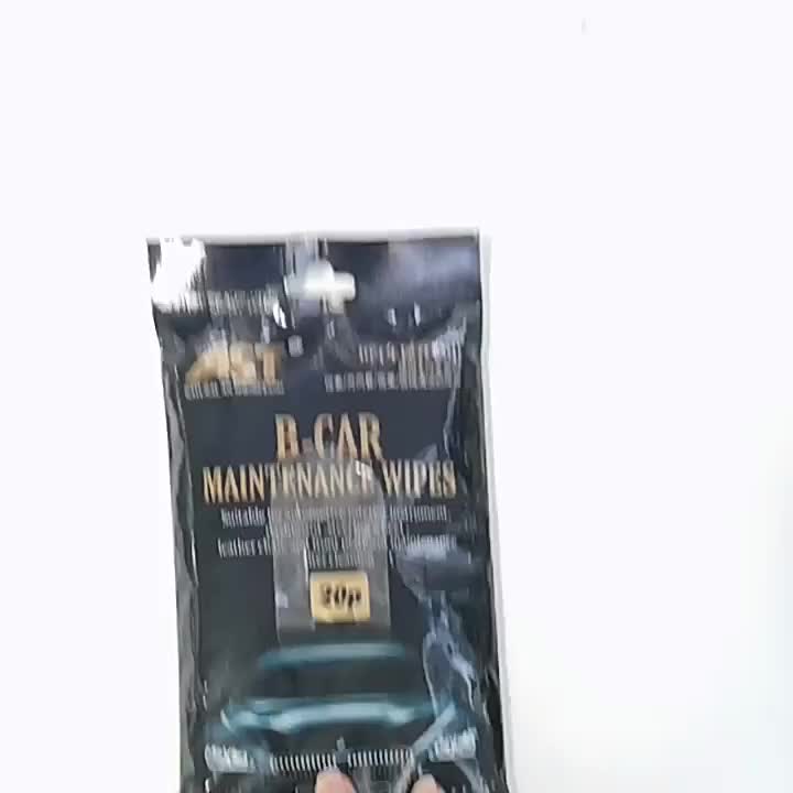 Функциональные влажные салфетки для автомобиля