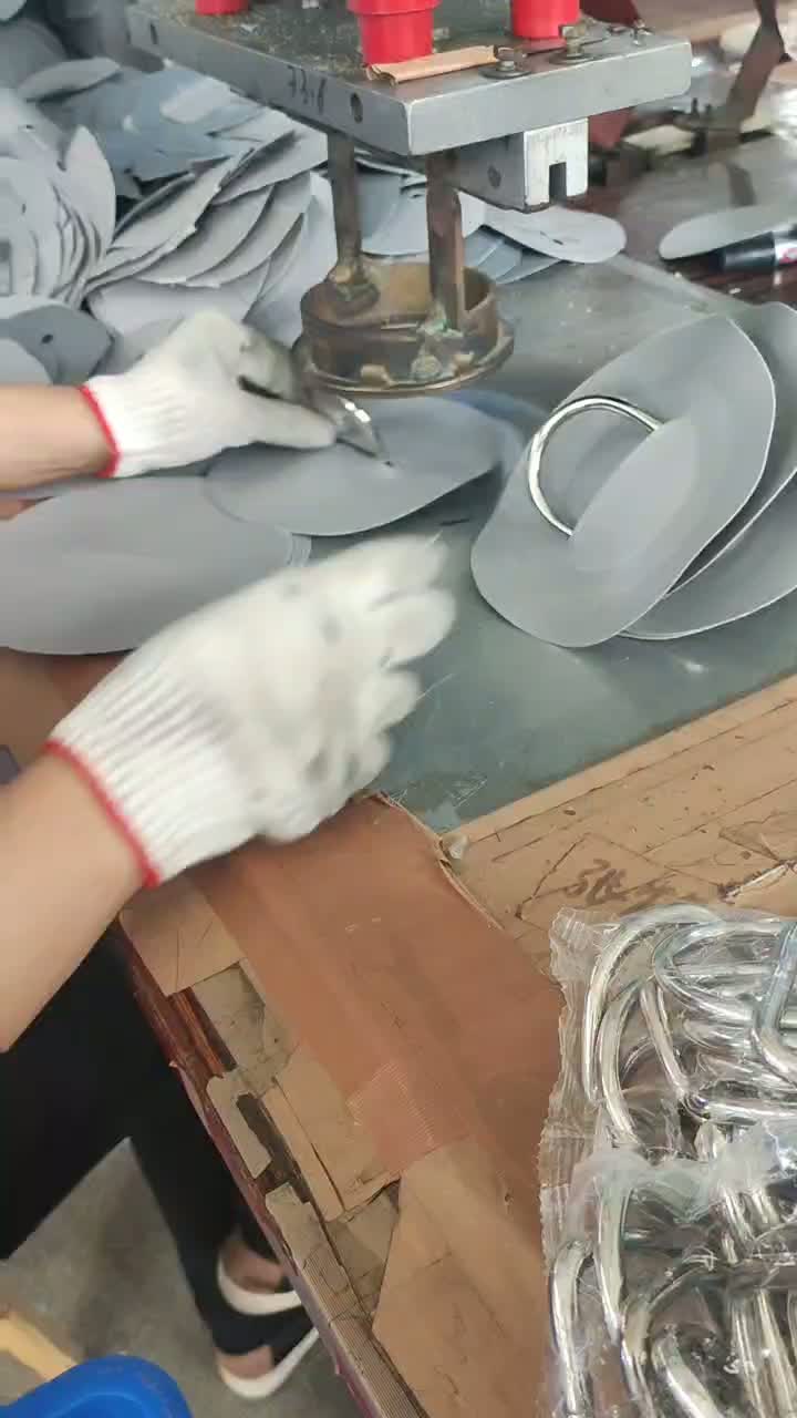 Soudage de l'anneau en D