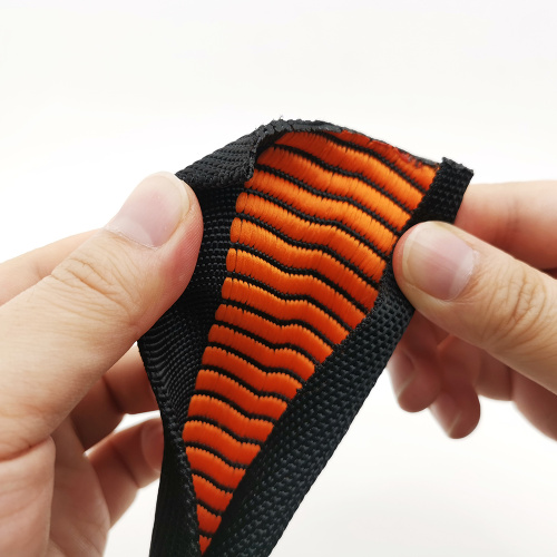 A brief analysis of the role of PET Zipper Braided Sleeve