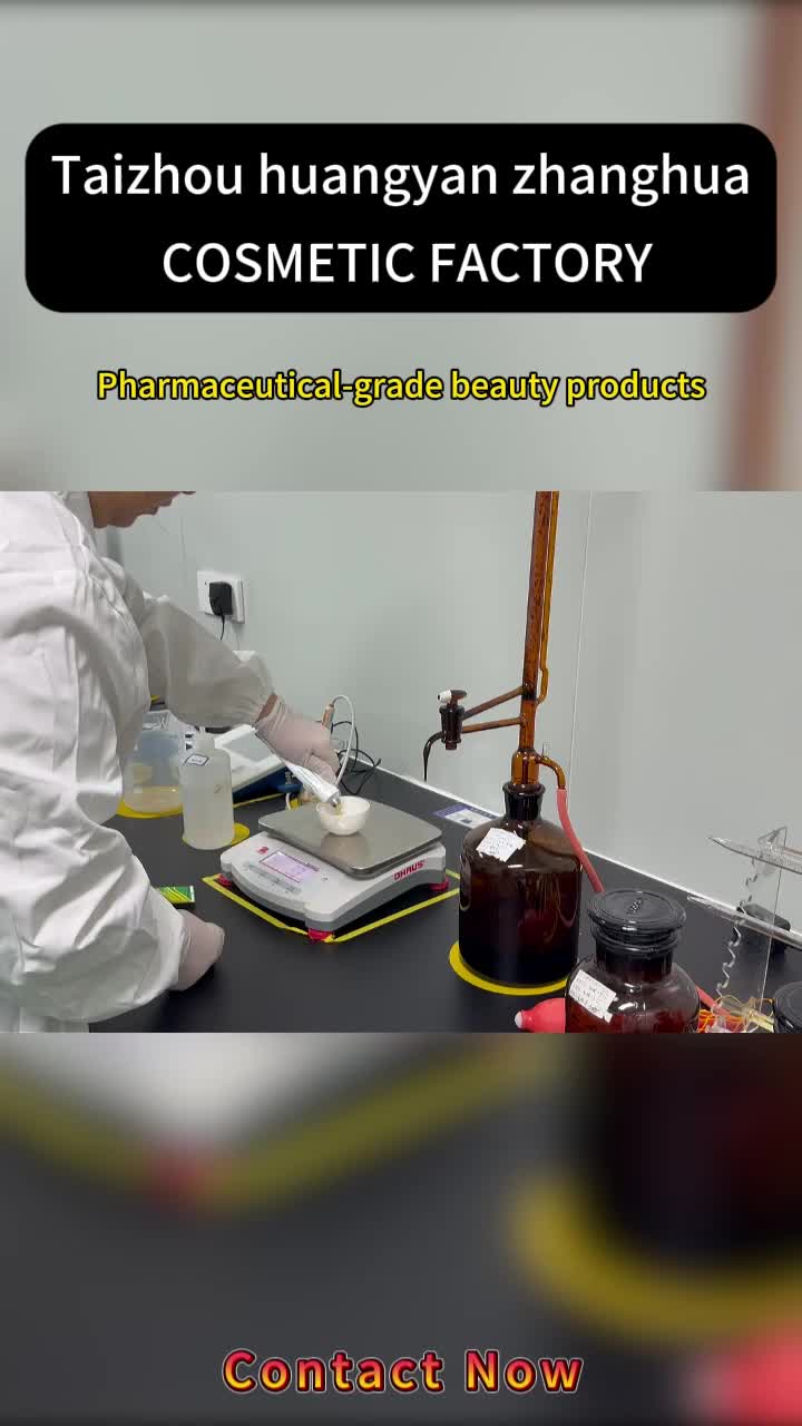 1881de8970c46fb3fee0653403331696