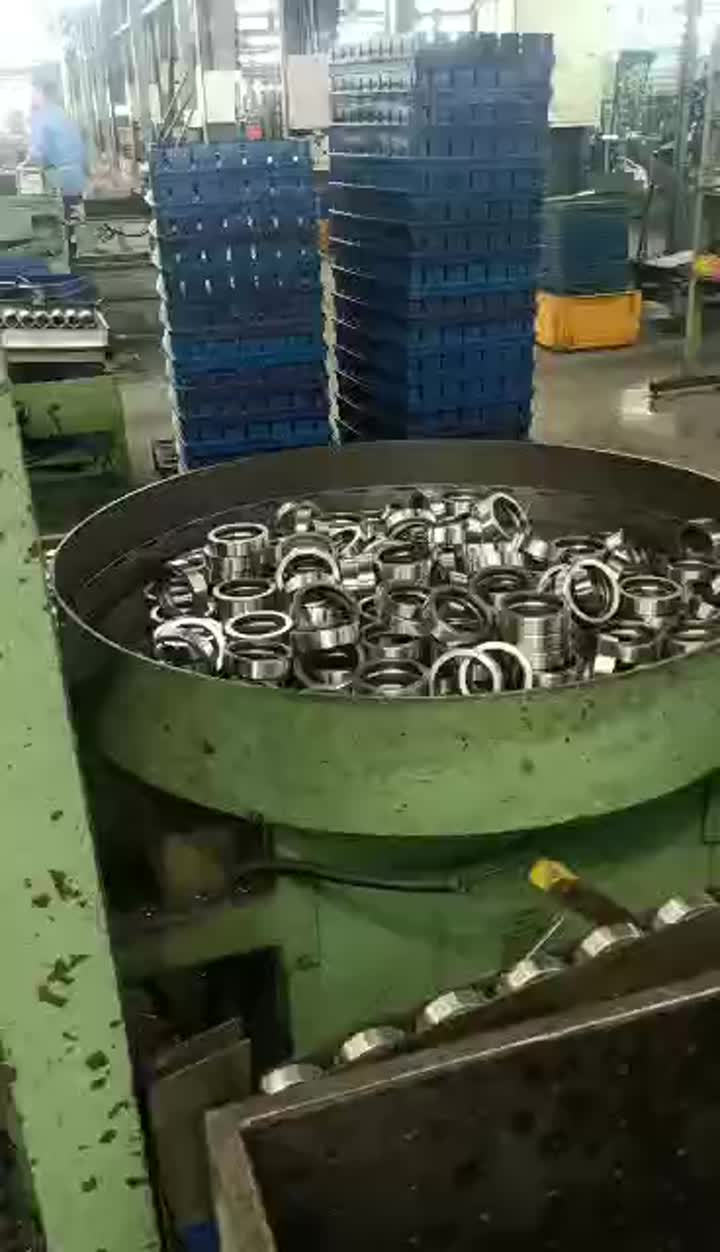 Linha de produção de torno de torneamento de anel de rolamento