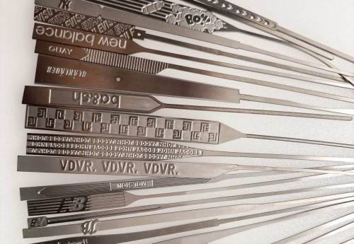 Eyeglass Copper Pins with Custom Etched Logos: Precision Branding by Meilunmei