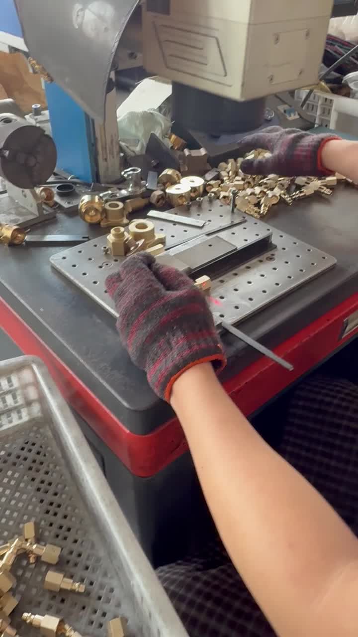 64424f272b8f646550cb97e5e40a7d9d