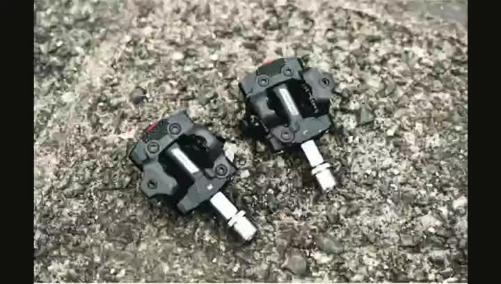 Clipless pedals