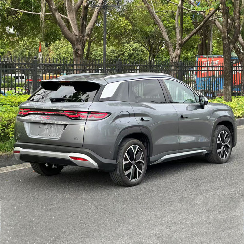 How to clean and maintain New Cars?