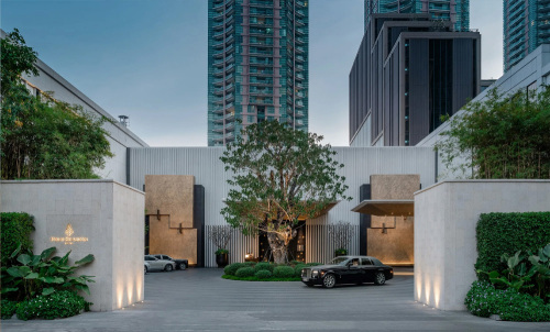Four Seasons Hotel Chao Phraya Bangkok