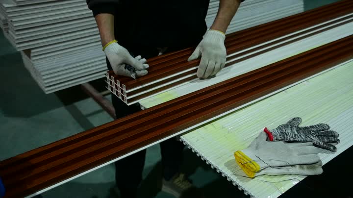 Lợi ích cách nhiệt của các tấm tường WPC