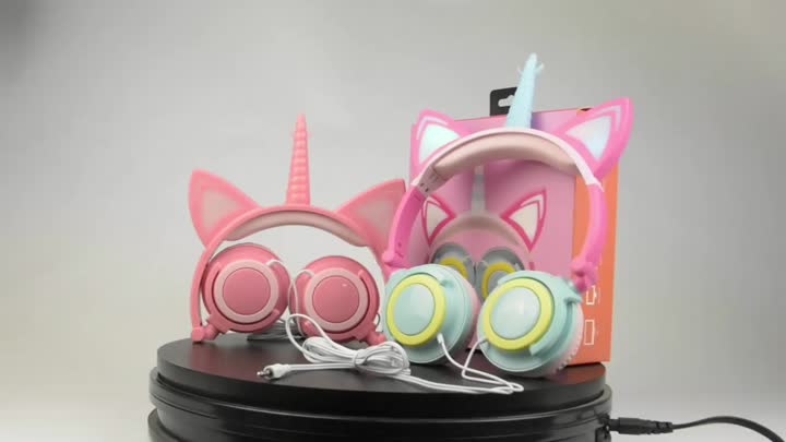 Unicornio luces LED de colores headphone.mp4