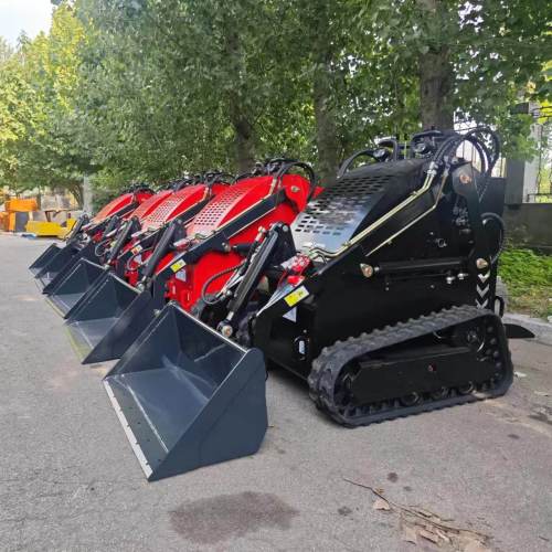 Perbedaan antara mini skid steer loader beroda dan dilacak