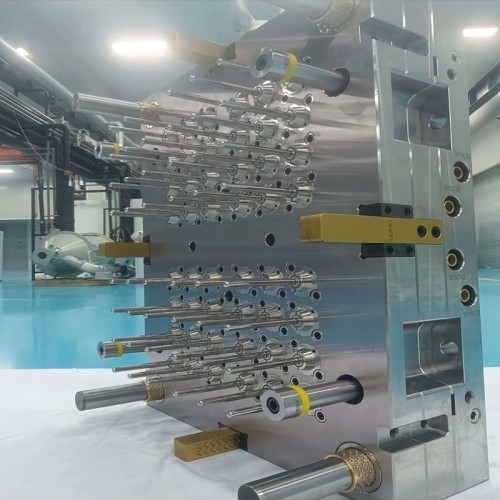 Causas de defeitos em moldes de injeção