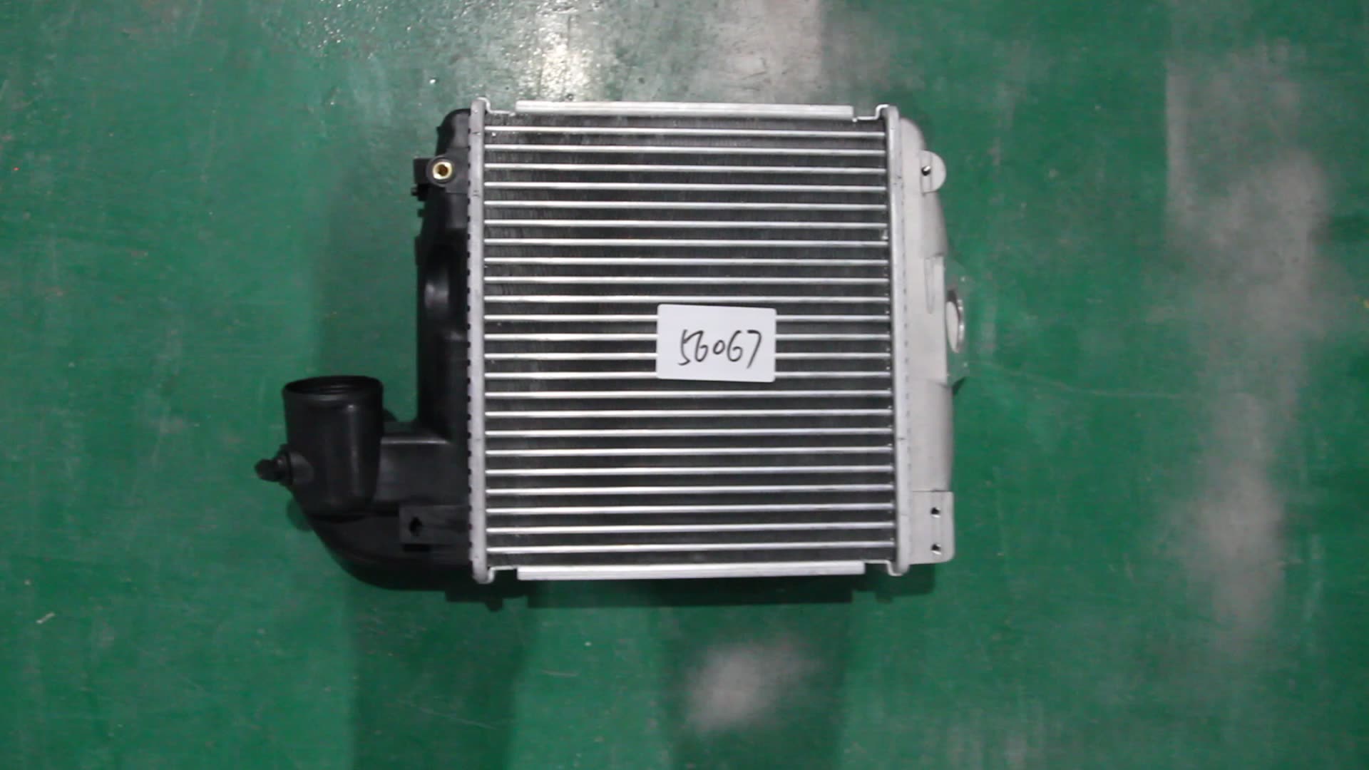 Intercooler for HILUX 04- ZL 48 OEM 17940-0L010 Water Intercooler1