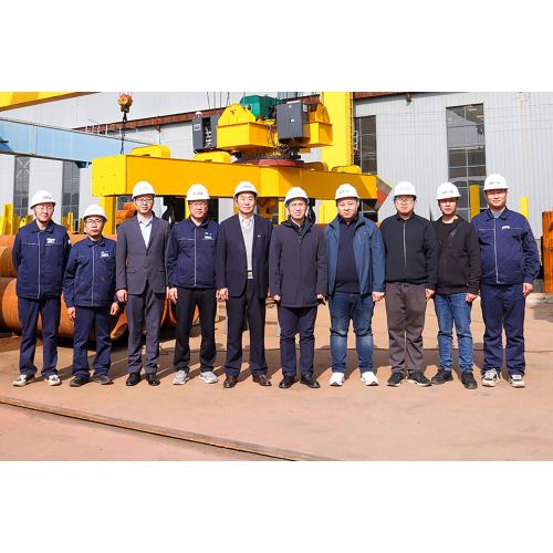 Good News/Henan Mining Crane undertakes the load test of China aerospace rotating crane successfully