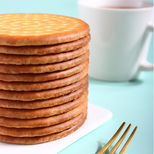 Quanto custa realmente um biscoito sanduíche de marca própria por caixa?