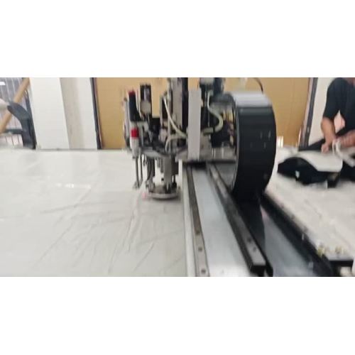 Automatyczne rozwiązanie do cięcia tkanin