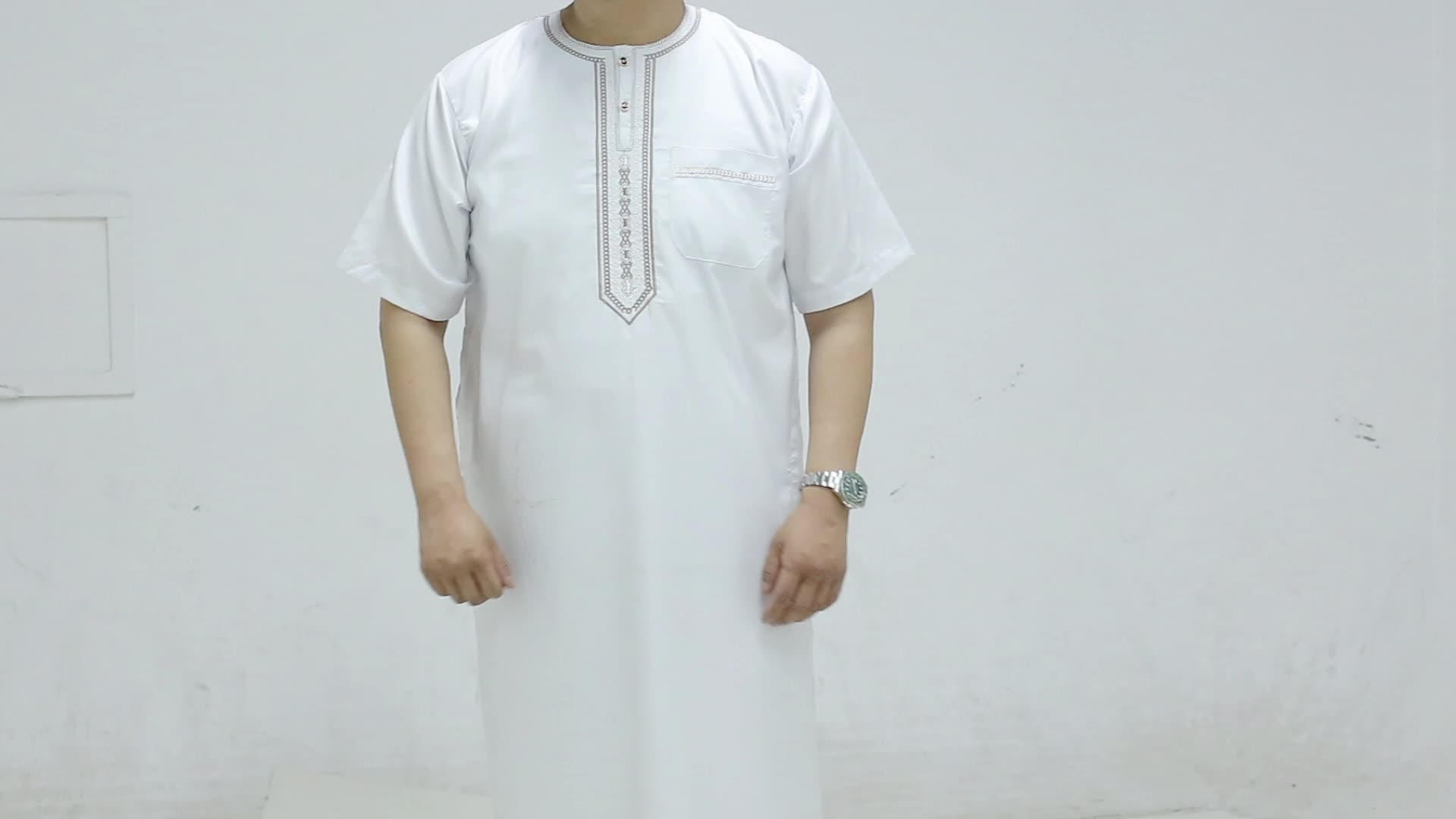 Thobe musulmano con cerniera e dimensioni di uomini tascabili abbigliamento islamico design arabo design da daffah abito saudita fashion1