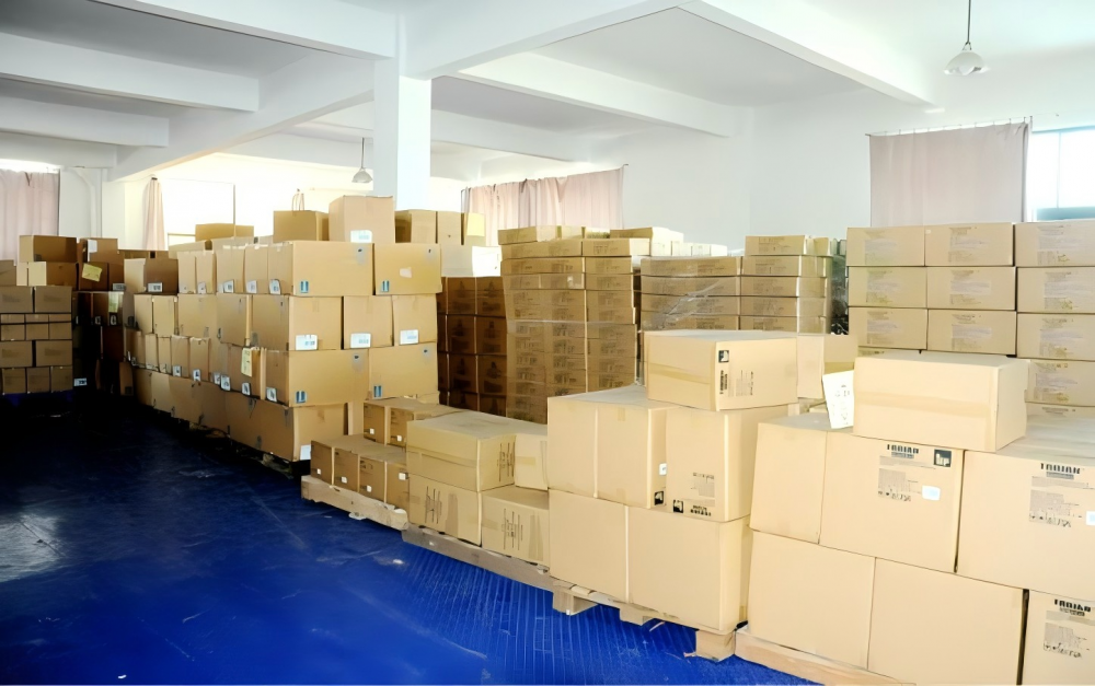 Finished product warehouse