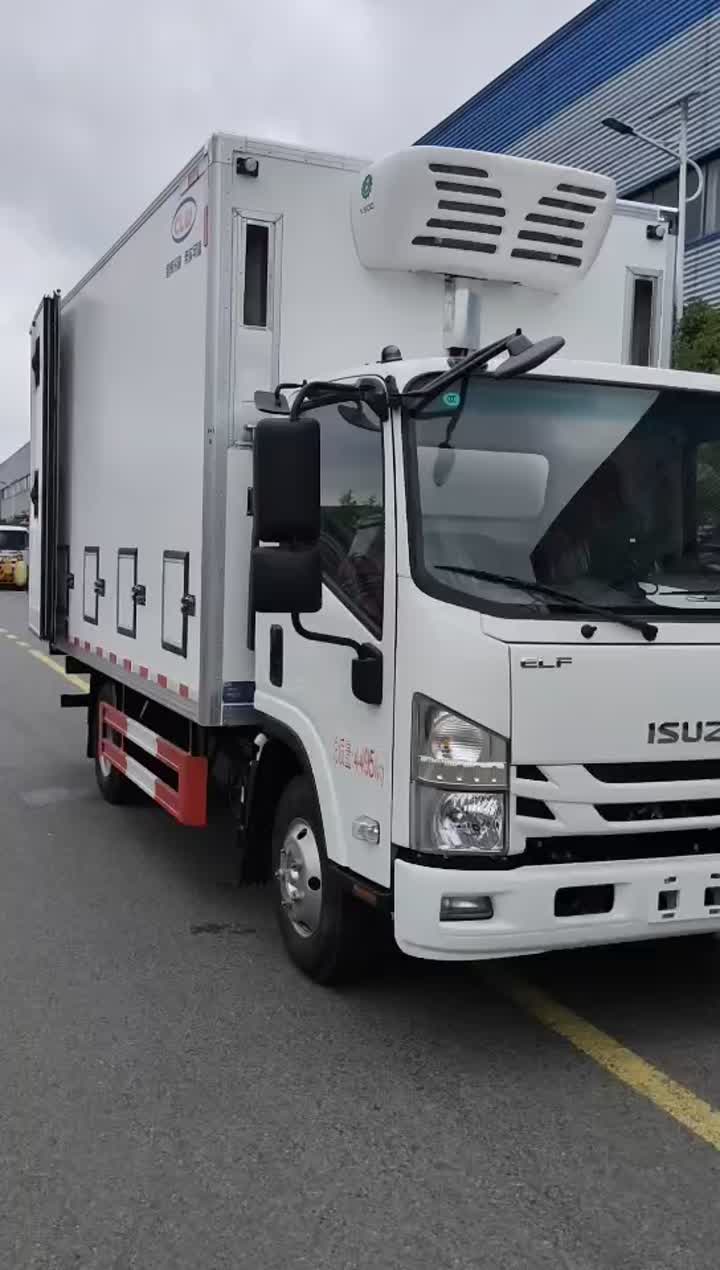 Transportador joven de pollo isuzu