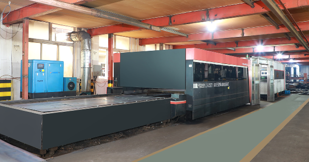 laser cutting machine