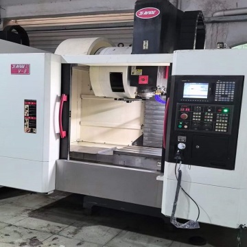 High quality V8 machining centre, the perfect combination of efficiency and precision, welcome to inquire and buy!