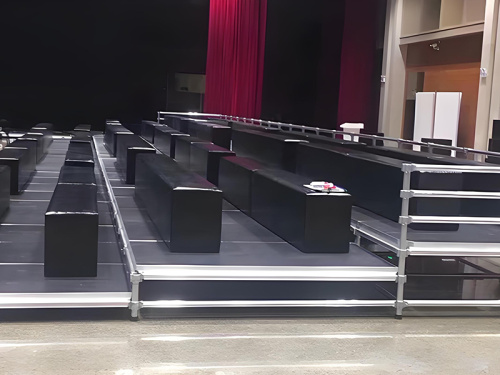 Why Are Sports Venues Increasingly Switching to Aluminum Bleachers?