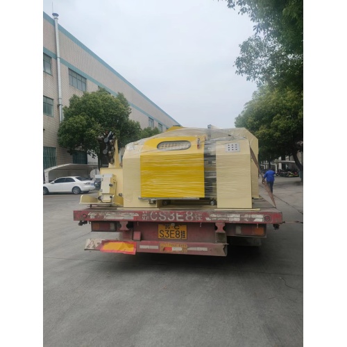 We delivery the stainless steel welding wire drawing machine to our abroad clients