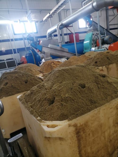 အင်ဒိုနီးရှားနိုင်ငံမှ တင်သွင်းလာသော ရေနေသတ္တဝါပရိုတိန်းအစာအတွက် Quarantine and Hygiene Requirements on အကောက်ခွန်အထွေထွေအုပ်ချုပ်ရေး၏ ကြေငြာချက် (2025 ခုနှစ် အထွေထွေအကောက်ခွန်ဆိုင်ရာ ကြေငြာချက်အမှတ် 253)