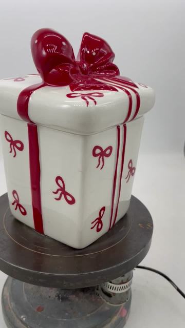 Bow print jar