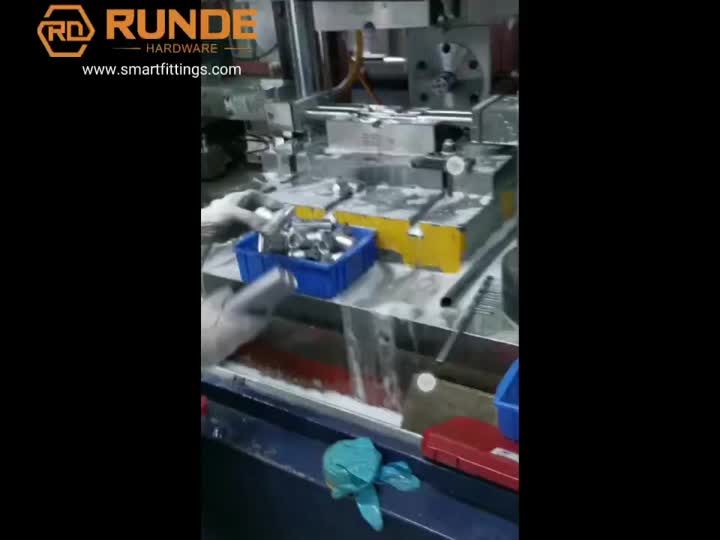 extruading aluminum tee