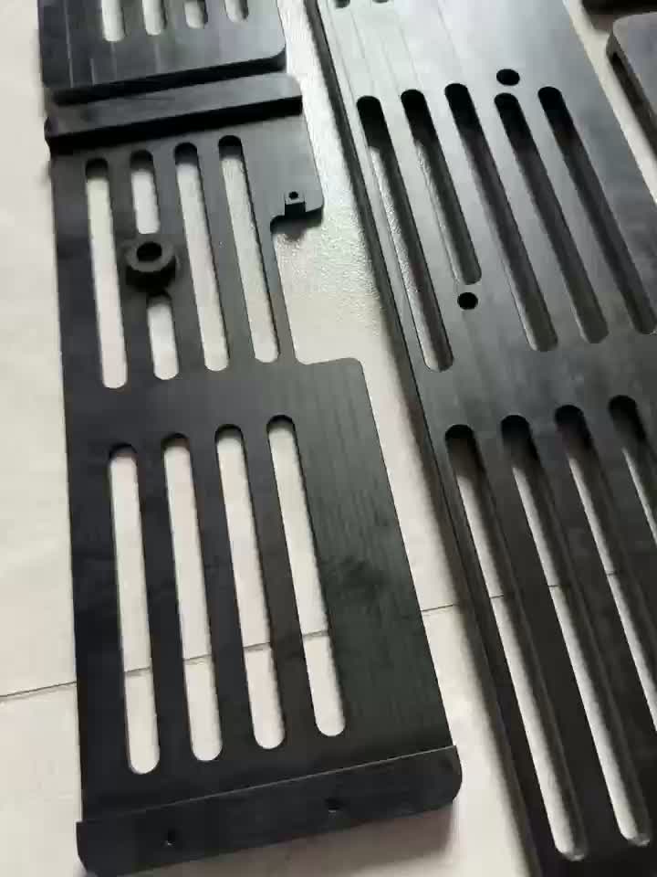 WÄRMESCHÜTZENDE SCHWARZE POLYCARBONAT-Glasfaser