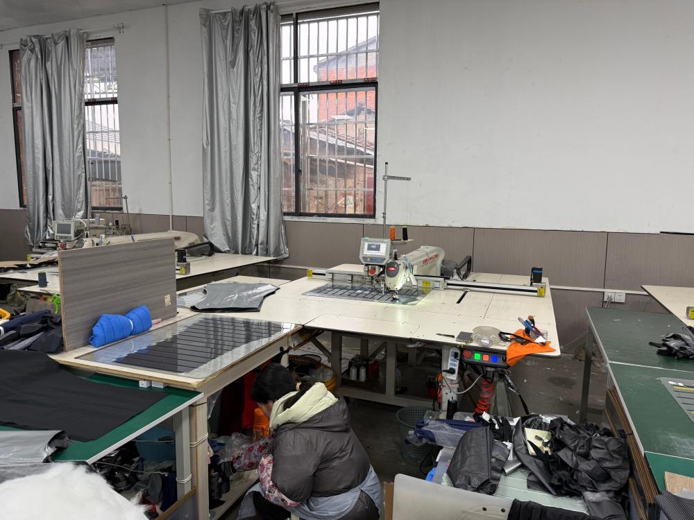 Factory Interior Working Scene (2)
