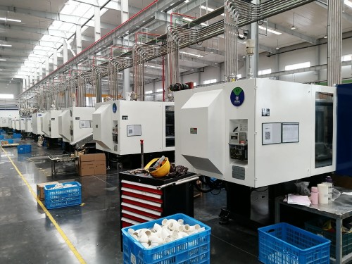 Peligros generales asociados con el uso de máquinas de moldeo por inyección