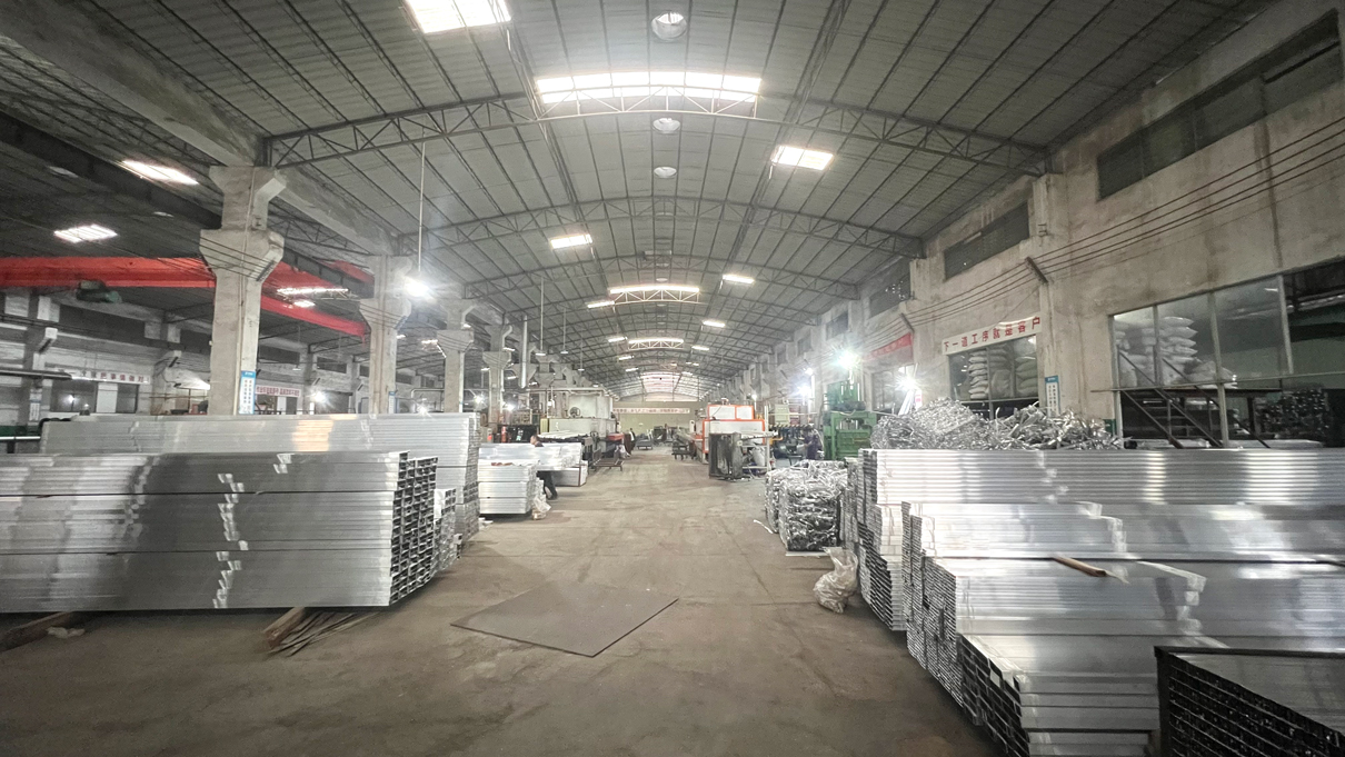 Foshan Jinghe Decorative Materials Co., Ltd.