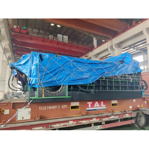 मलेशिया के लिए DLK 400ton स्क्रैप BALER मशीन डिलीवरी