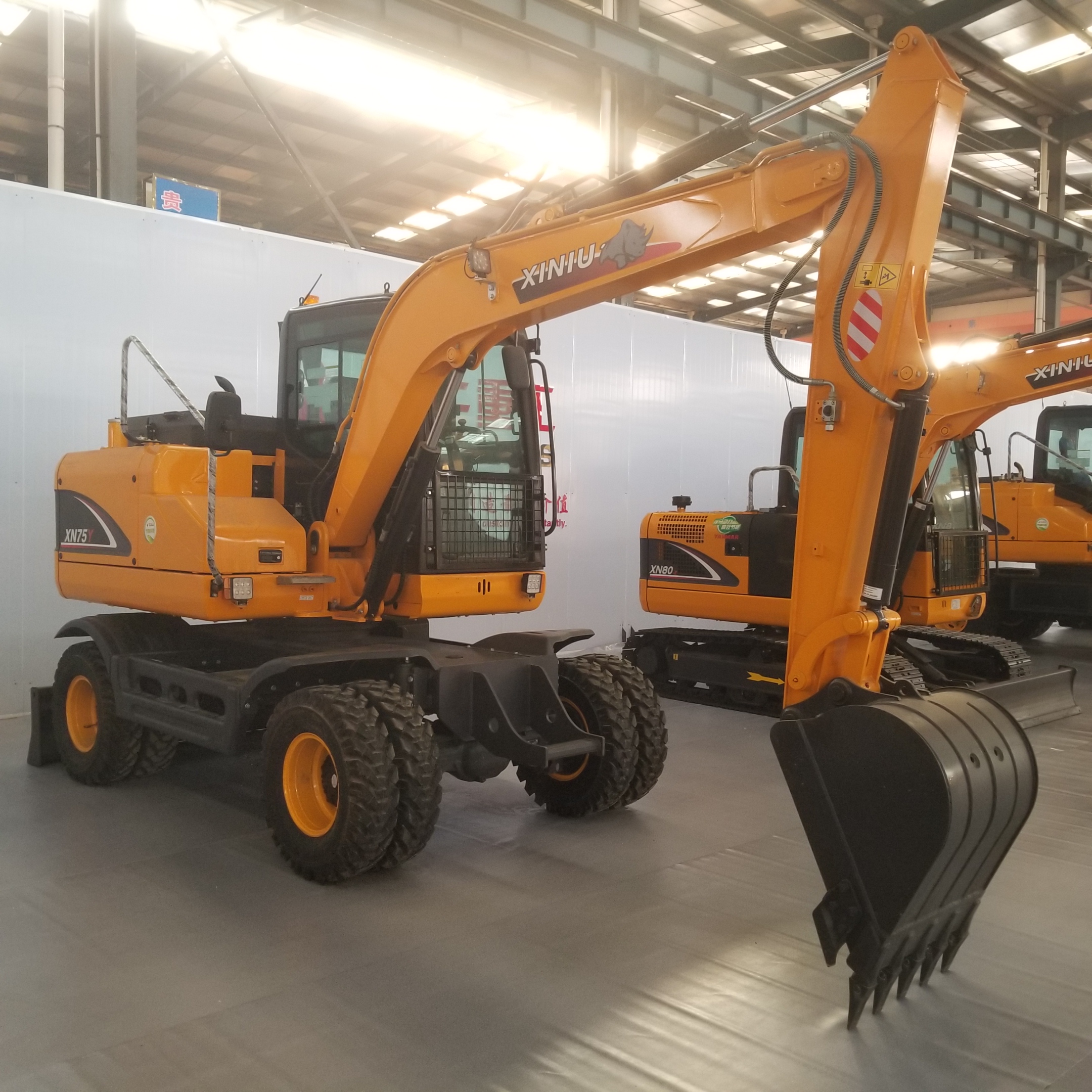 6 Ton wheel excavator 60kw