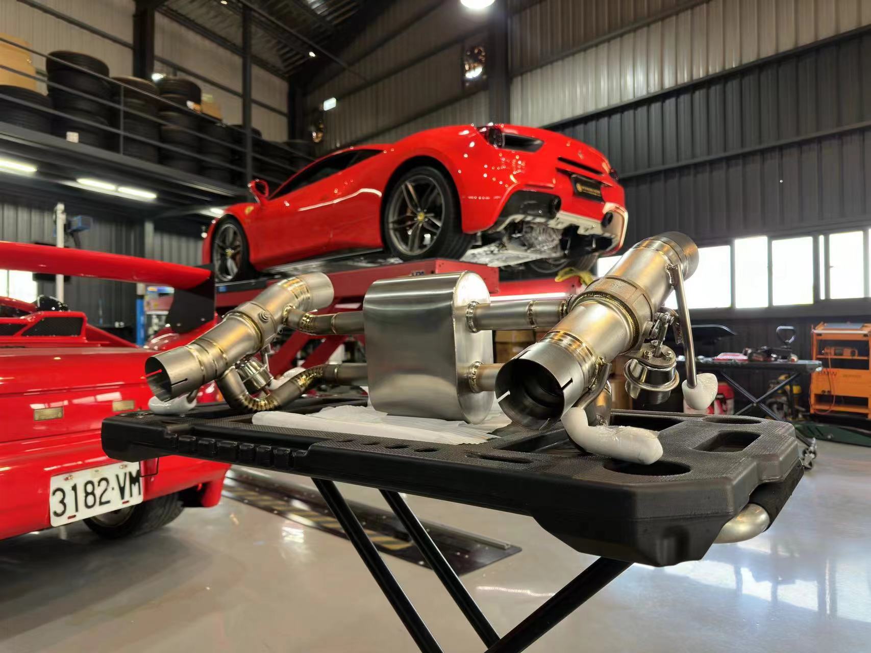 Ferrari 488 Titan -Auspuffrohrsystem