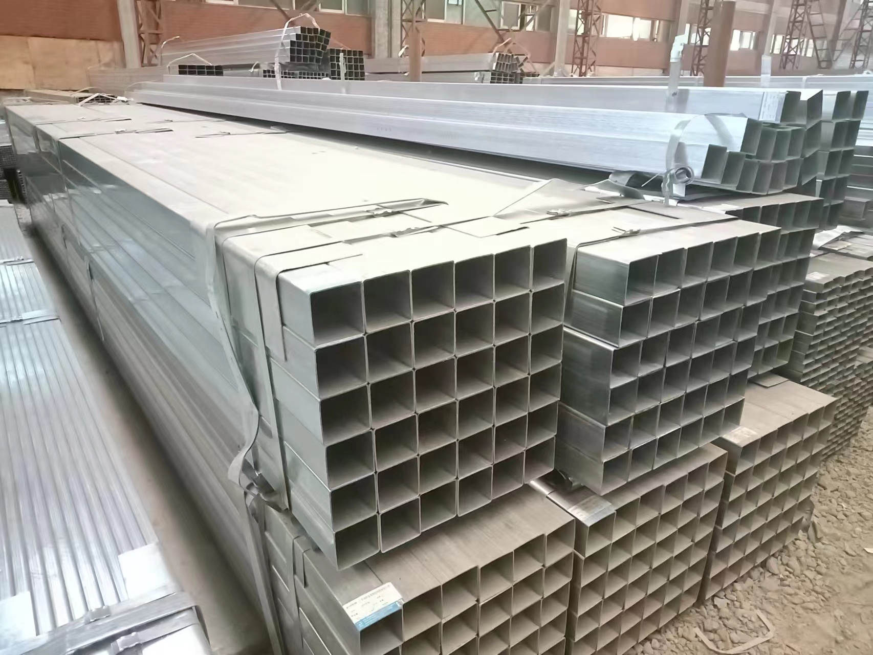 Galvanized square pipe in stock