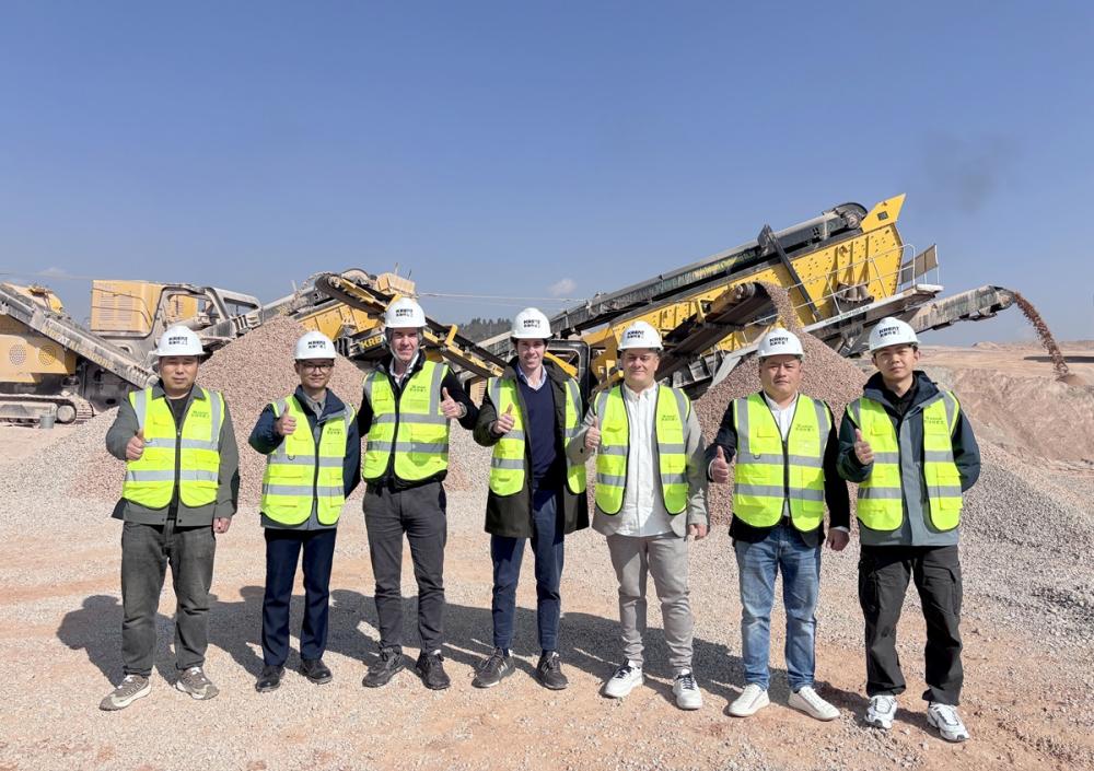 Group photo with clients