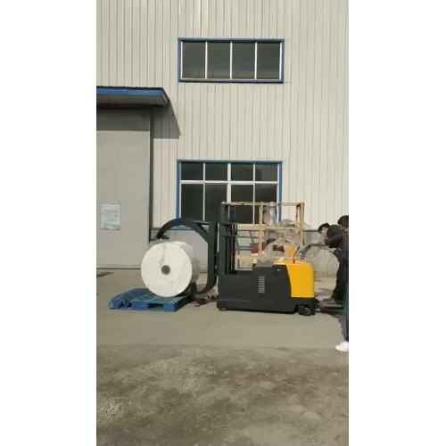 Station driving 360 ° rotating clamping machine