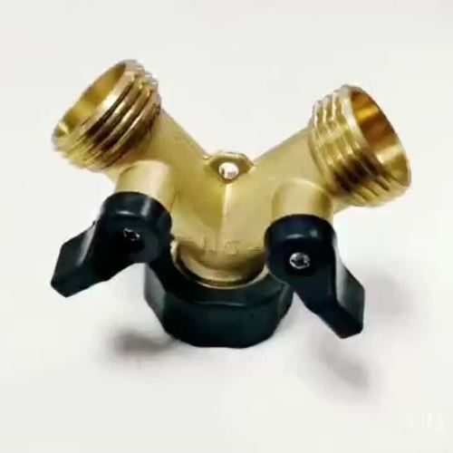 Accesorio de tubo de latón2