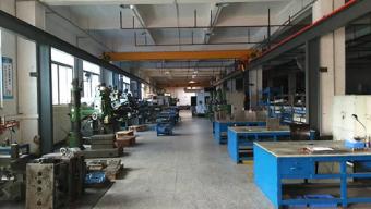 Danyang Hongwen Vehicle Industry Co., Ltd.