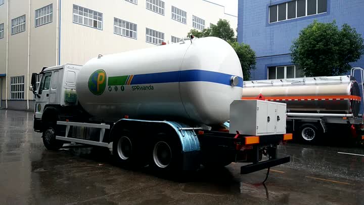 10ton LPG Filling Tank Truck with LPG Meter.mp4