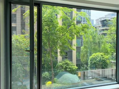 صناعة نوافذ الحريق العالمية تتحول: المعايير الأكثر صرامة والابتكارات التقنية والاتجاهات المستدامة تدفع النمو